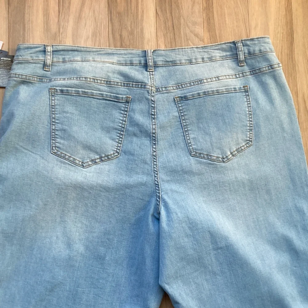 Architect Light wash cuffed Denim Jean Capri with stretch 24W - Picture 15 of 15